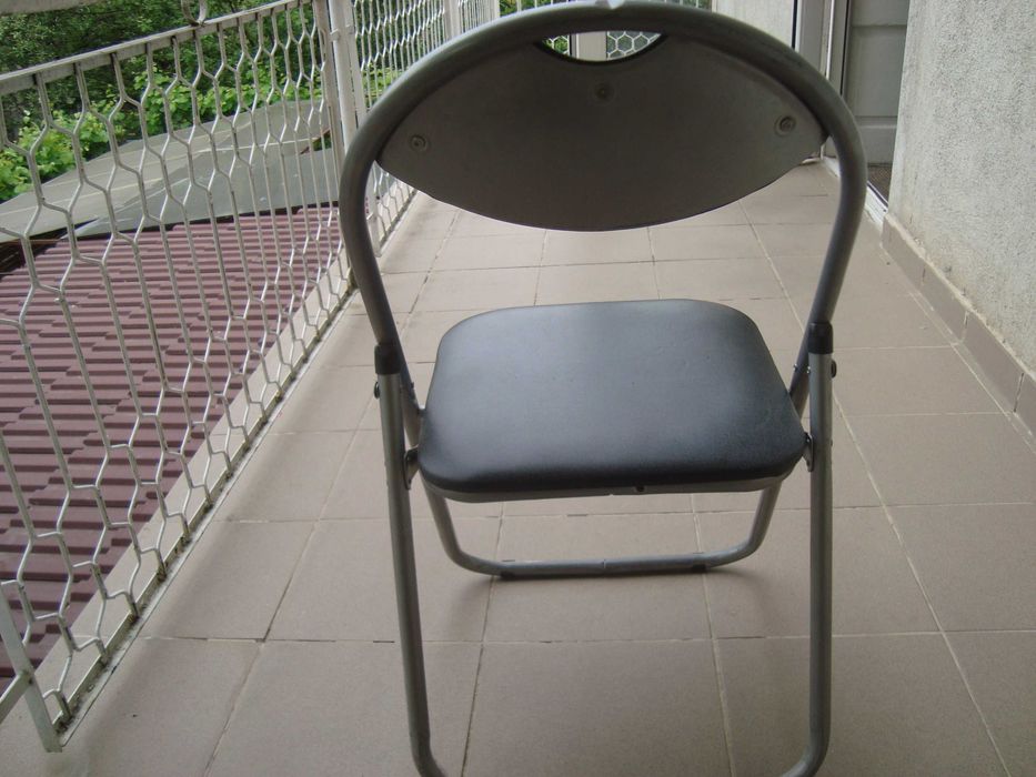 Vand Mobilier Birou