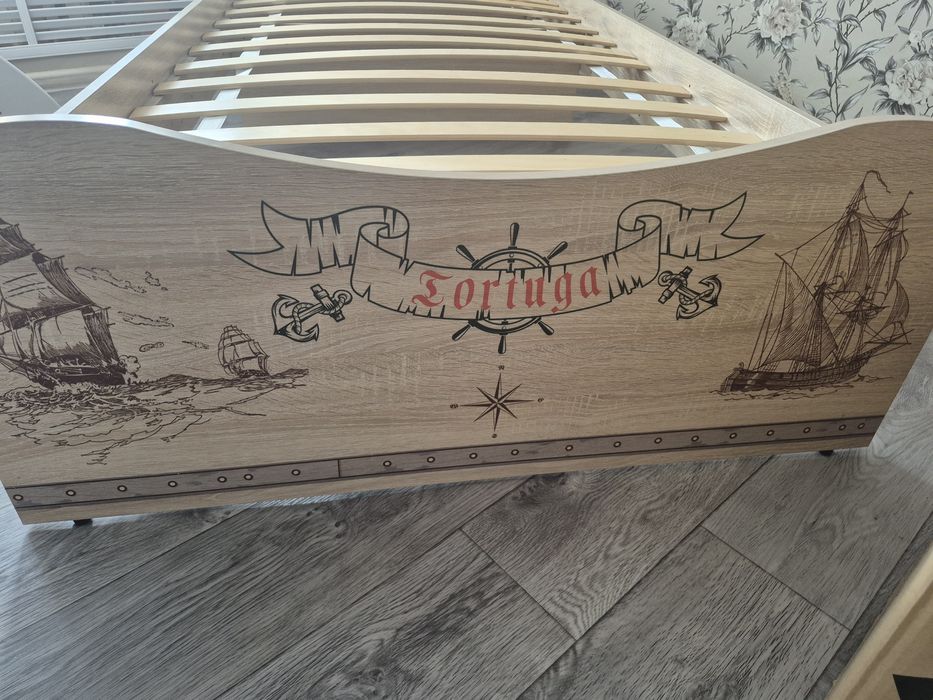 Продается кровать