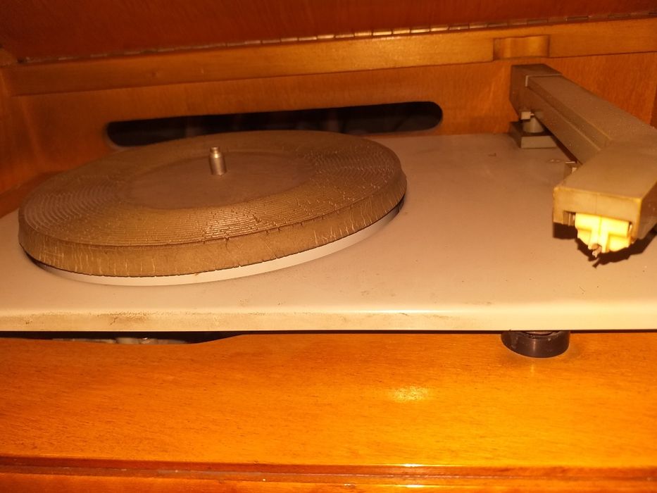 Traviata de vanzare, radio ,,Electronica.