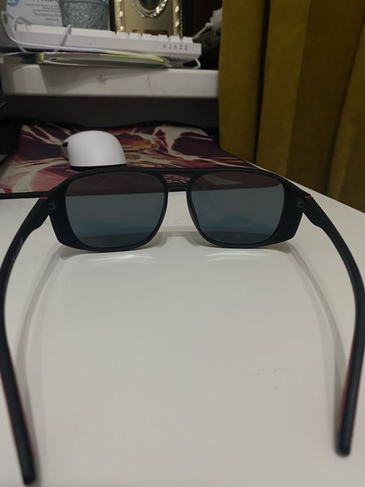 Спортивные очки солнцезащитные