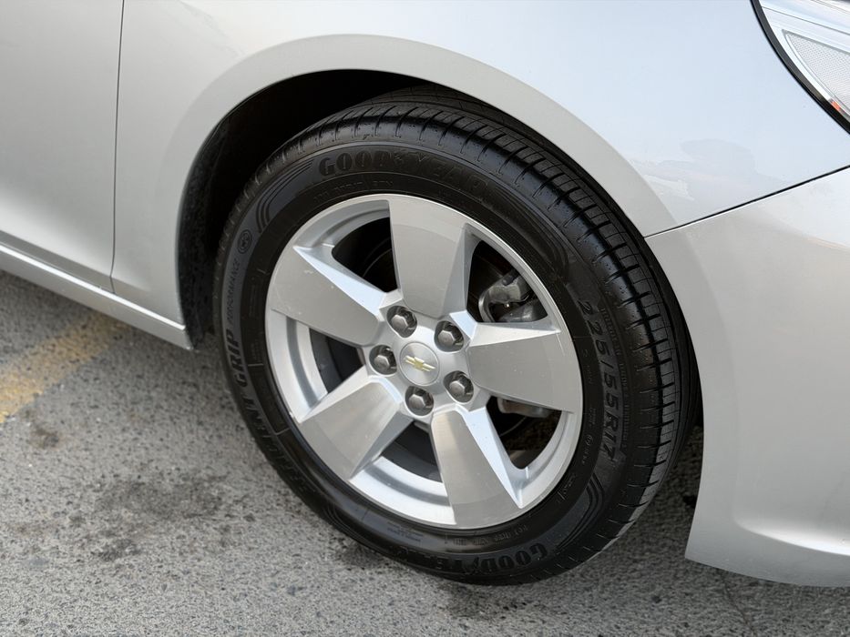 Chevrolet Malibu 2.4 2 позиция