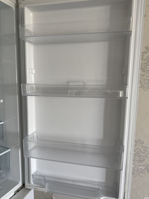Продам холодильник Haier