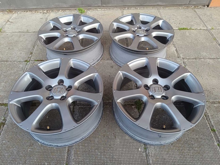 ОРИГИНАЛНИ джанти 18 ' цола 5x114,3 HONDA CR-V / Хонда ЦР-В 64,1 ЕТ50 7J