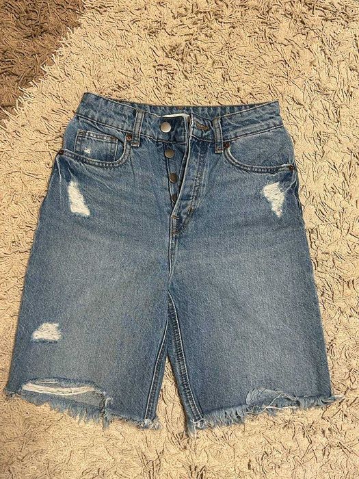 Джинсовые шорты H&M (EUR 32)