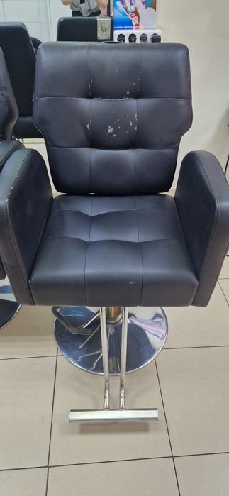 Кресла парикмахерские