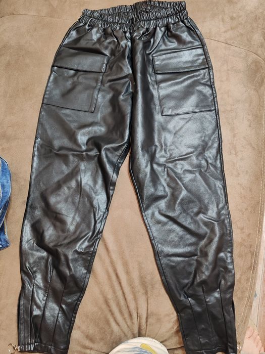 Продам джинсы женские