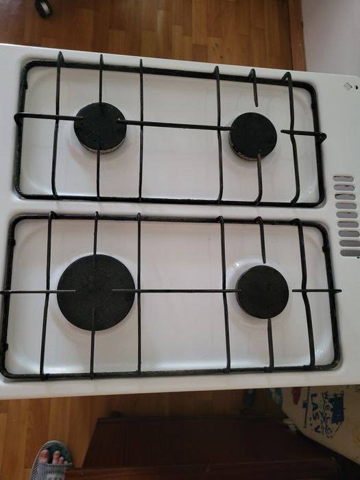Газовая плита в рабочем состоянии