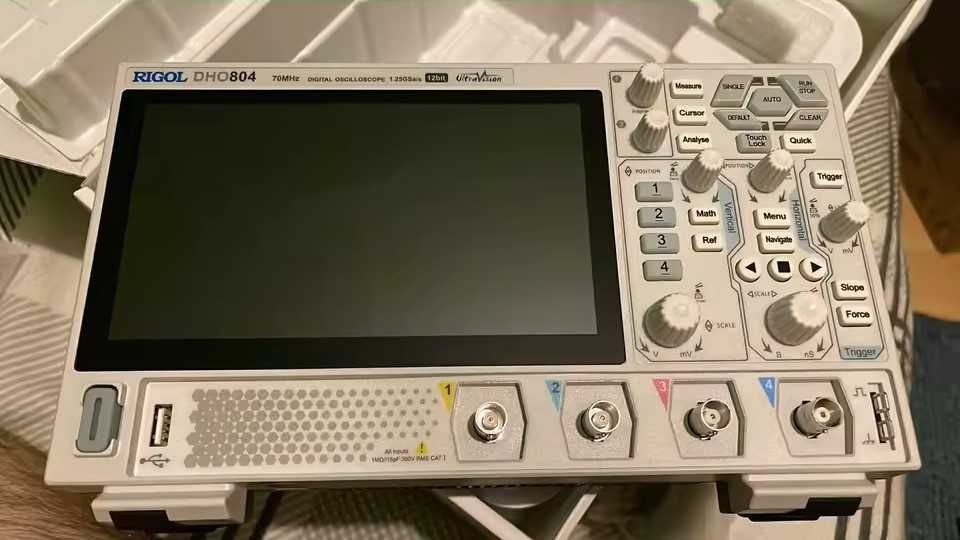 Osciloscop 4 canale Rigol DHO804