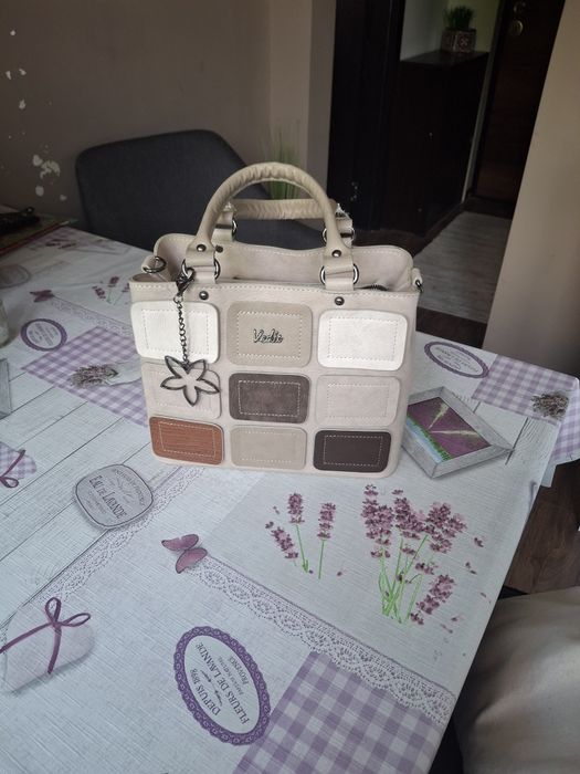 Дамска чанта бежова