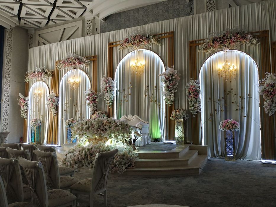 To'y Marosimlari uchun Sahnalar Pastavkilar Sro'chna Sotiladi