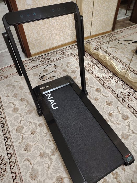 Беговая дорожка GENAU
