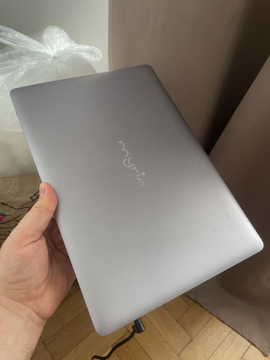 Laptop Myria MY8311GY - ideal pentru școală / birou