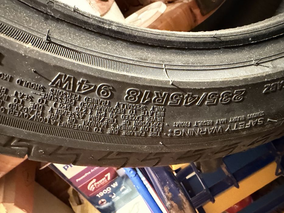 Продам Bridgestone компект шин