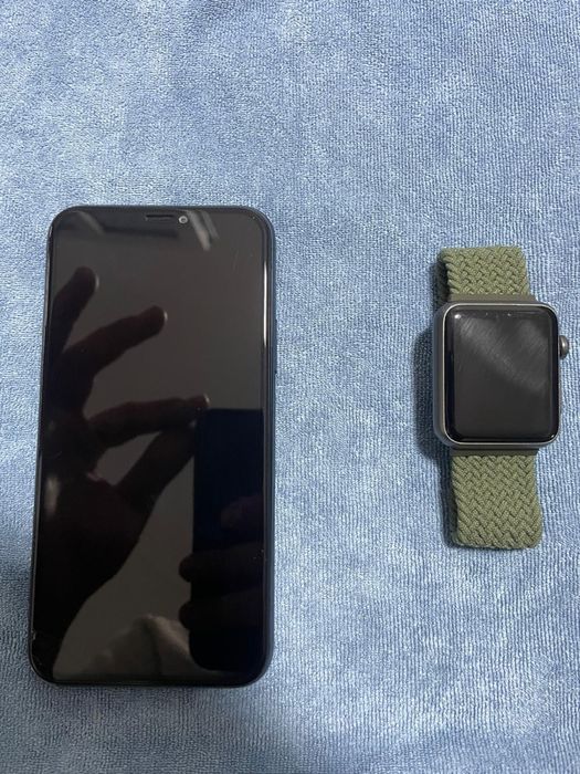 Vândsau schimb  box cu iphone 11pro si apple watch perfect funcionale