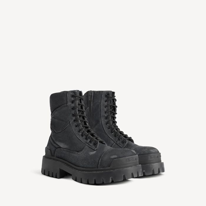 Balenciaga strike boots