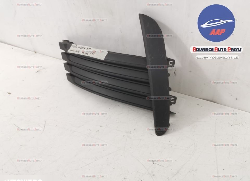 Ляв проекторен грил оригинален Тойота Корола / Toyota Corolla E170 [фе