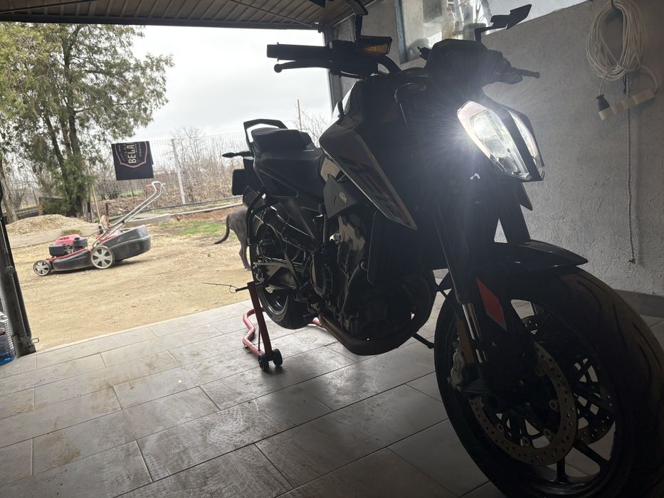 KTM Duke 790 2023 - garantie inca 3 ani