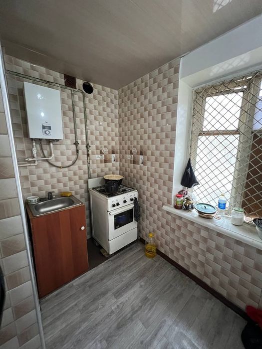 Мирабад. 1 ком 1 этаж