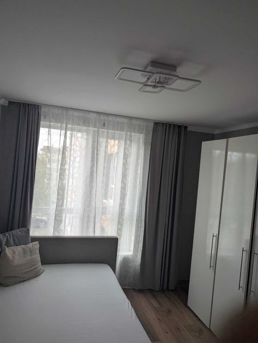 Двустаен апартамент в кв.Железник