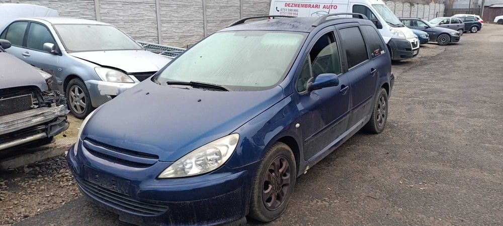 Dezmembrez Peugeot 307 SW 1.6 HDi an 2004 cod motor 9HZ 109 CP