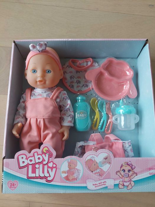 Papusa bebelus cu accesorii