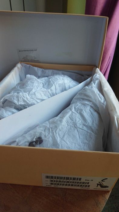 Sandale MENBUR Gri, NOI, nr. 35 + cadou: mostră parfum Sephora!