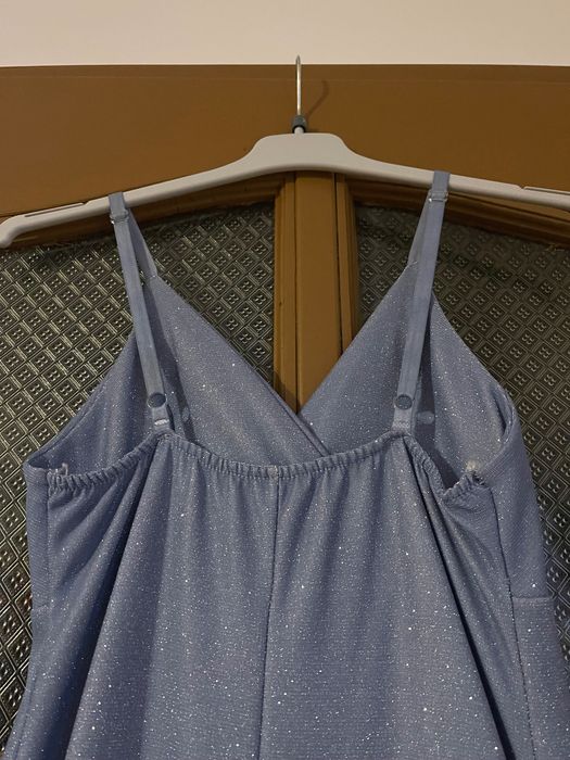 Rochie albastră elegantă