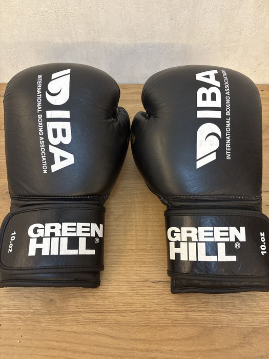 Продам перчатки iba