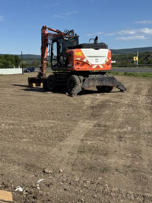 Excavator pe roti hitachi 145w