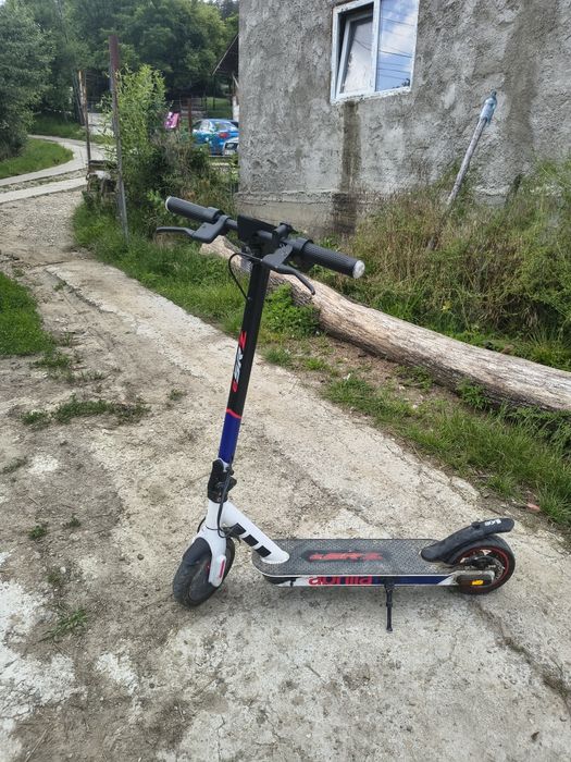 Trotineta aprila de vanzare
