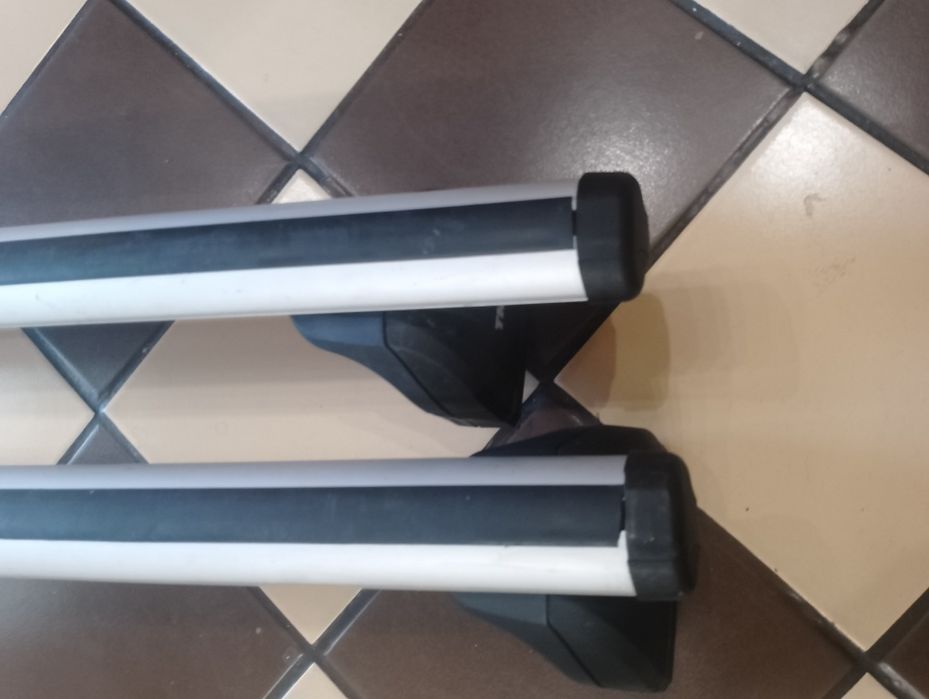 Багажник -греди Thule Mercedes R classa