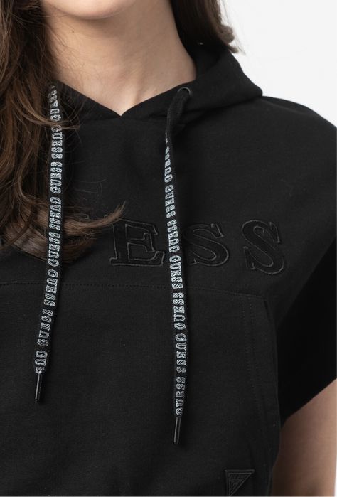 Сет GUESS къси панталонки и топ