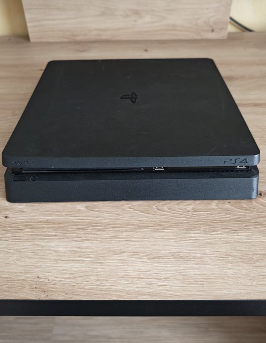 Playstation 4-ки ЗА ЧАСТИ