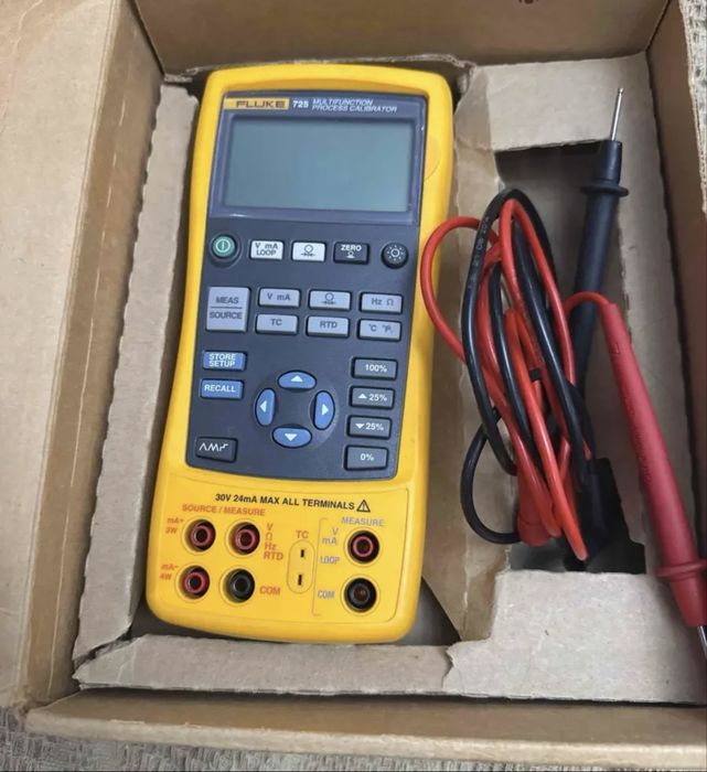 Fluke 725 калибратор многофункциональный