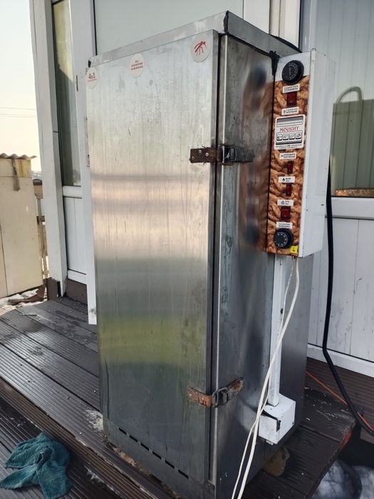 Продам коптилку горячего копчения