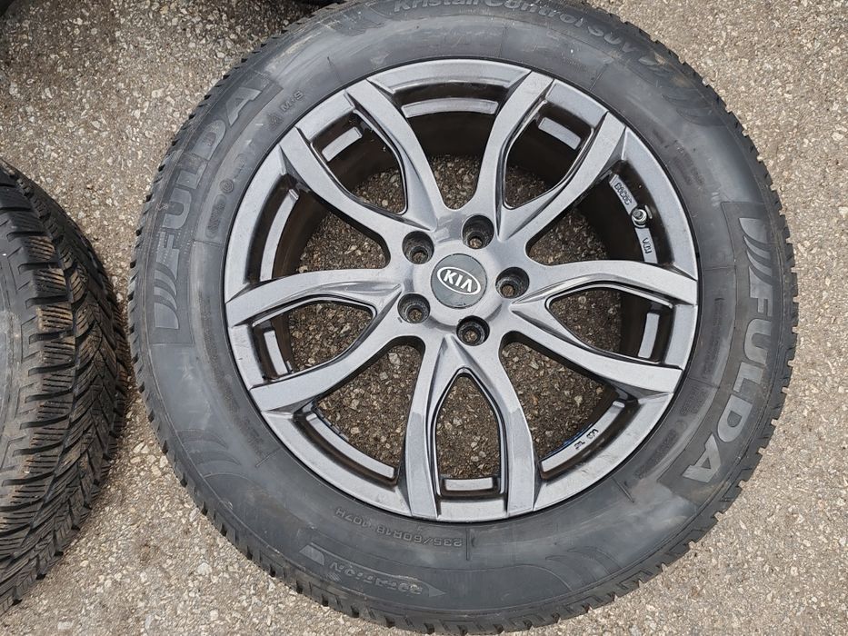 Kia Sorento 235/60/18