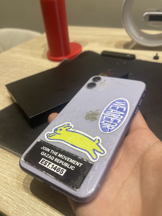 Продам Iphone 11  заблокирован айклауд обмен интересен