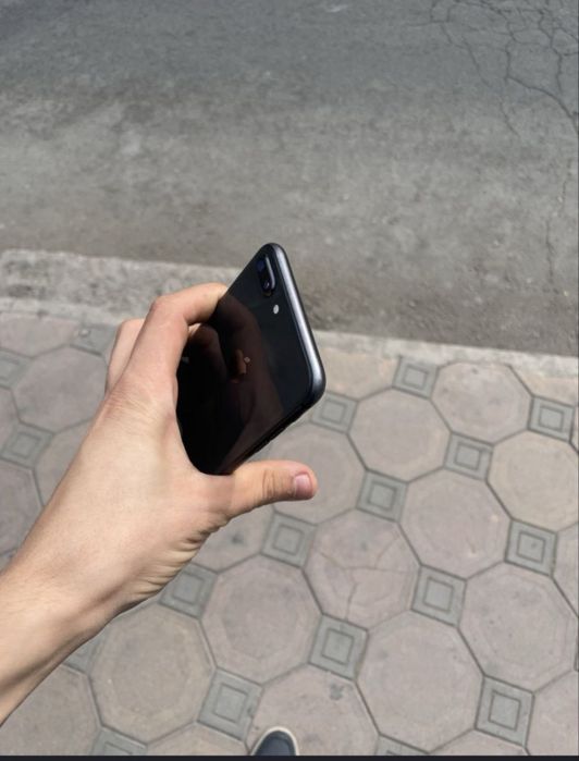 Iphone 8 plus 128 talik