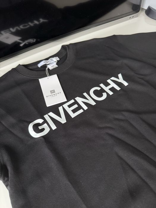 Givenchy блуза.
