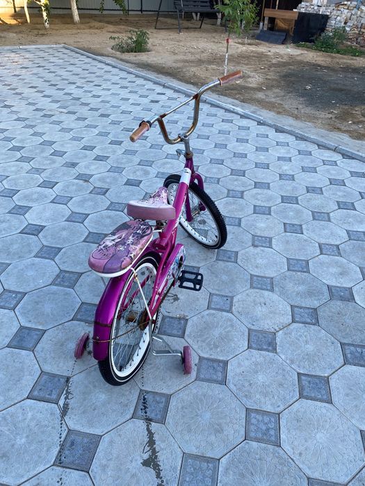 Велосипеды 1 спортивный 1 для девочек