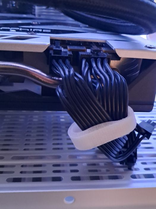 AMD Gaming- PC +Sapphire RX580 Nitro + 8GB