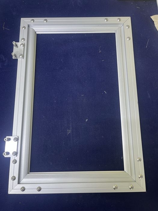 Продается вышивальная машина