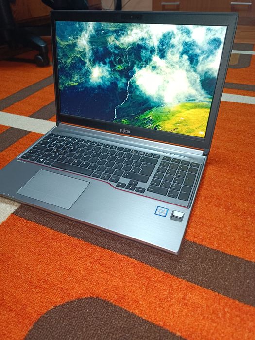 Fujitsu Lifebook E756 intel Core i5-6200u/16GB DDR4/250GB SSD