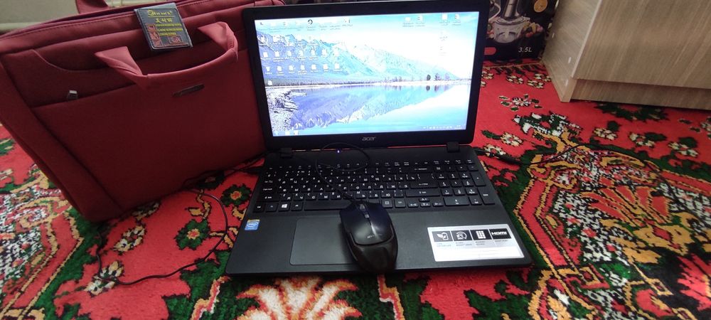 Noutbuki sotiladi Madel ACER