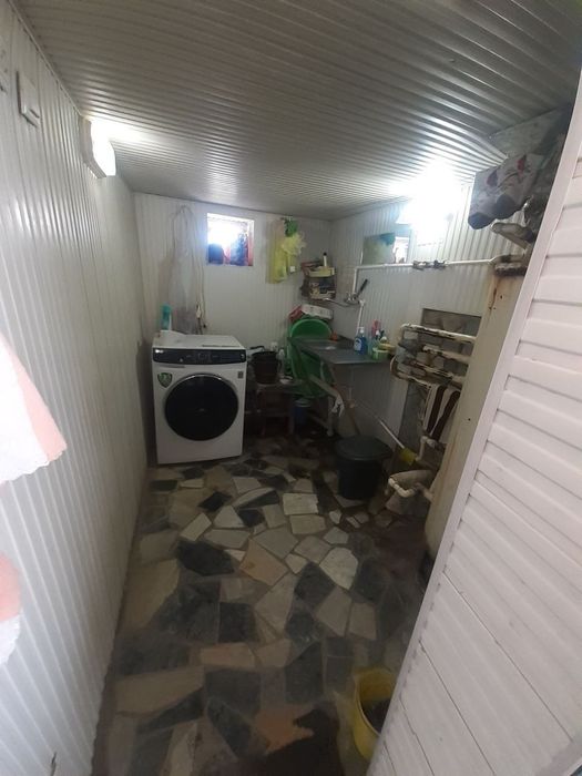 Продаётся дом кирпичный из 4-х комнат