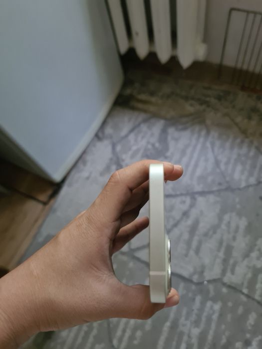 Iphone 13 128гб.