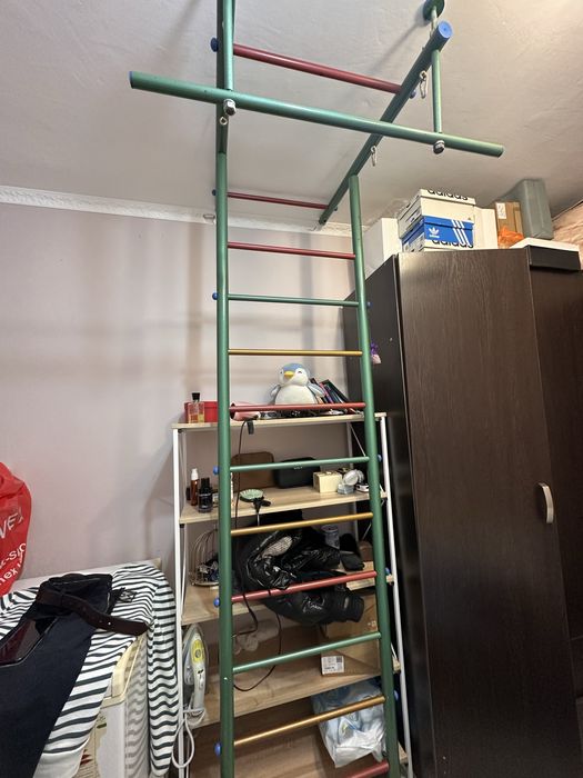 Шведская стенка, турник