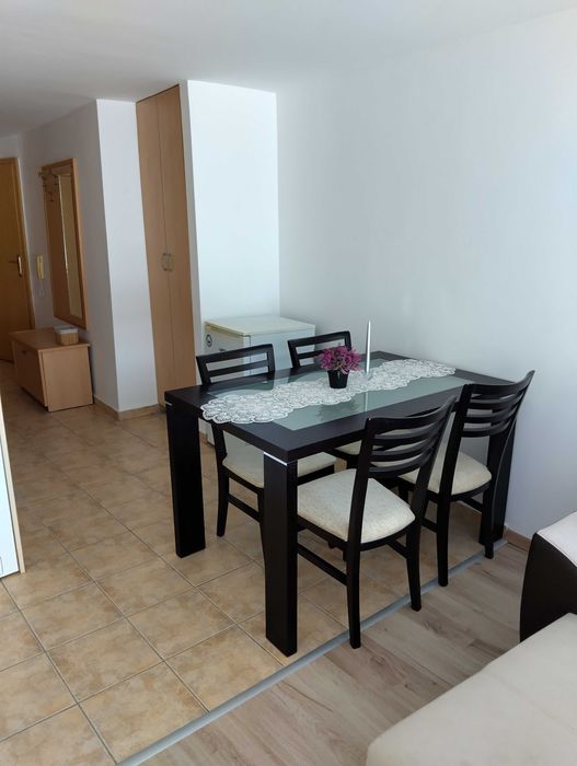 Продава се Двустаен апартамент в к.к. Слънчев бряг - 70 кв.м за 900 €/кв.м - Снимка #2