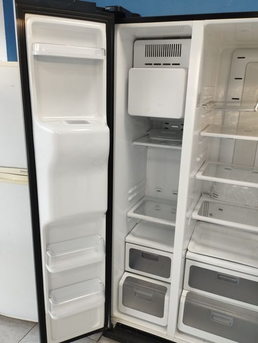 Холодильник Самсунг рабочий 100%