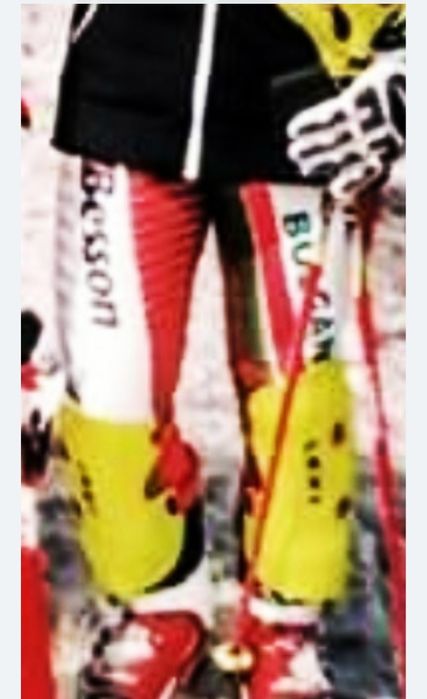 Продавам почти нови състезателни къси гащи на Rossgnol